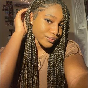 Meet your Posher, Giannie